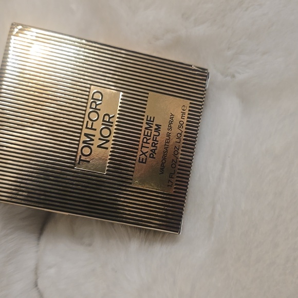 Tom Ford - Picture 12 of 13